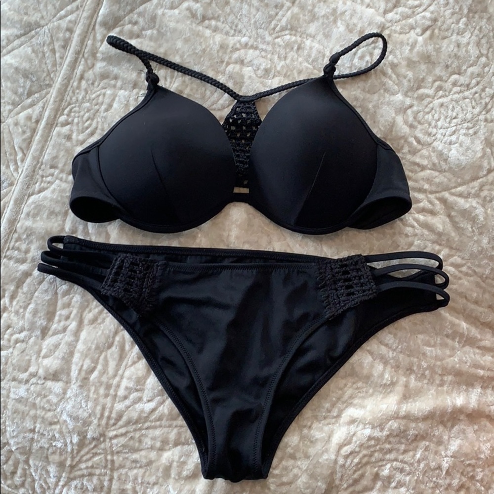 Victoria’s Secret Bikini